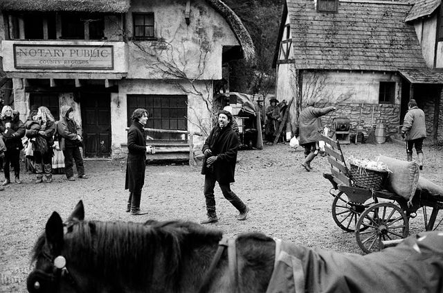 Johnny Depp et Tim Burton, sur le tournage de "Sleepy Hollow, la légende du cavalier sans tête" (1999)
