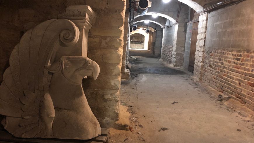 Dans les entrailles de l'Opéra de Paris