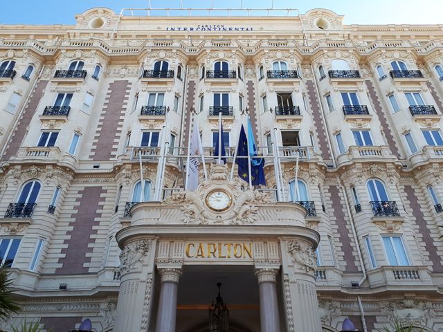 Le Carlton, le plus ancien palace de Cannes haut lieu de la mémoire du cinéma.