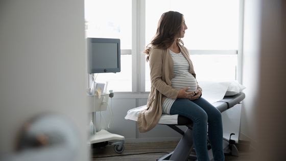 Avec les nouvelles demandes générées par l'ouverture de la PMA à toutes les femmes, les délais risquent de fortement s'allonger. ©Getty - Hero Images