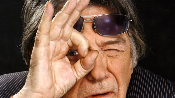 Jean Pierre Mocky -sur le plateau de "Tout Le Monde Déguste" ©Getty - Eric Fougere