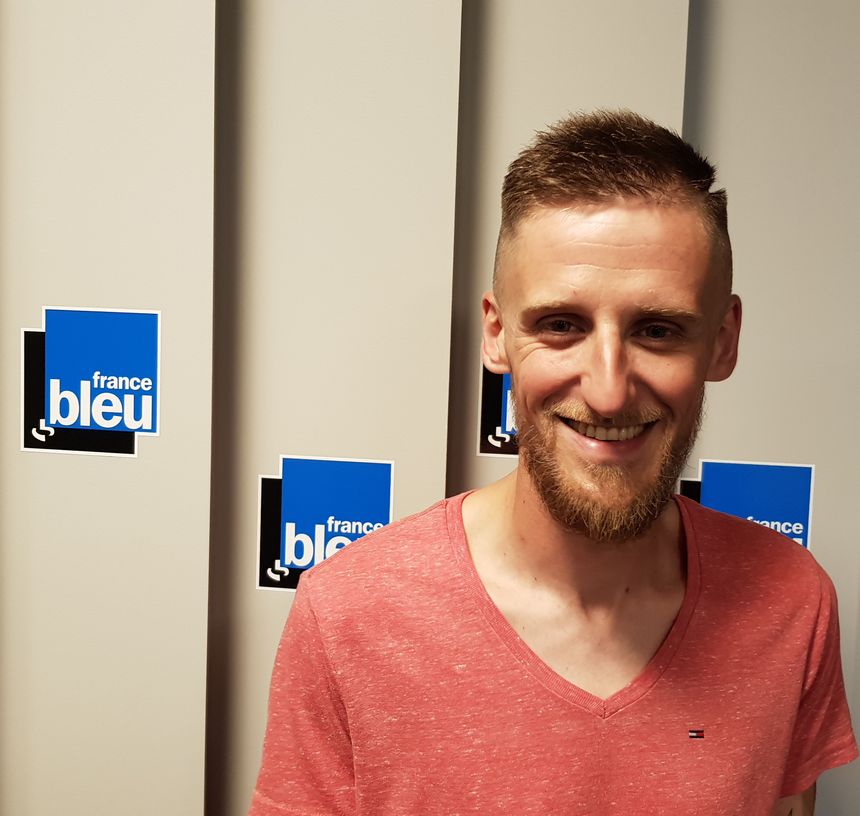 Julien Barret, animateur pour La Fédération de Haute Vienne pour la Pêche et la Protection du Milieu Aquatique.