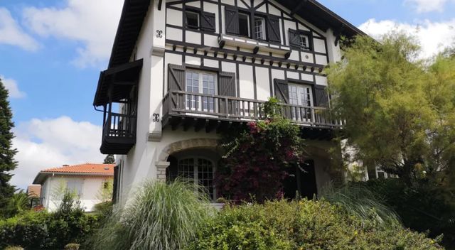 La maison des avocats de Bayonne.