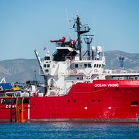Le navire Ocean Viking porte secours au migrants pour SOS-Méditerranée et Médecins sans frontières, Marseille, juillet 2019.