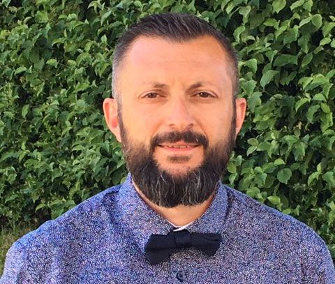 Pascal Chiristian, 42 ans, directeur d'école élémentaire de 8 classes et 200 élèves dans l'Isère.