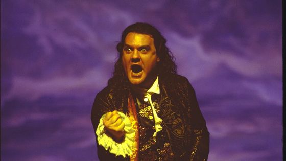 Bryn Terfel dans le rôle titre de Don Giovanni de Mozart, au Metropolitan Opera en 2000 ©Getty - Beatriz Schiller/The LIFE Images Collection