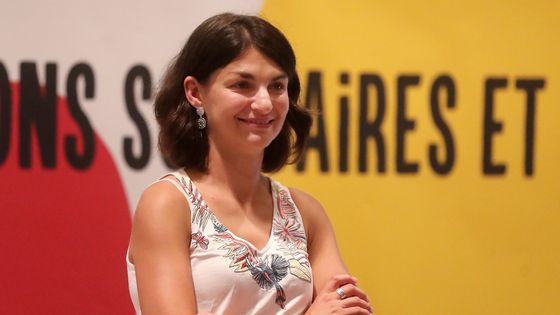 Aurélie Trouvé, ingénieure agricole, porte-parole d"Attac France et membre de la plate-forme "Non au G7, pour un autre monde". ©Maxppp - Christophe AGOSTINIS/PHOTOPQR/LE DAUPHINE