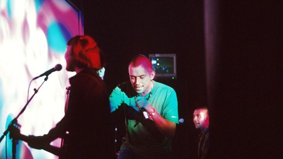 Damon Albarn et le groupe Gorillaz en 2001 ©Getty - Simon King/Redferns