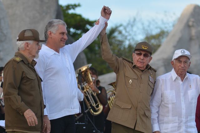Le président Miguel Diaz-Canel et son prédécesseur Raoul Castro le 26 juillet 2019