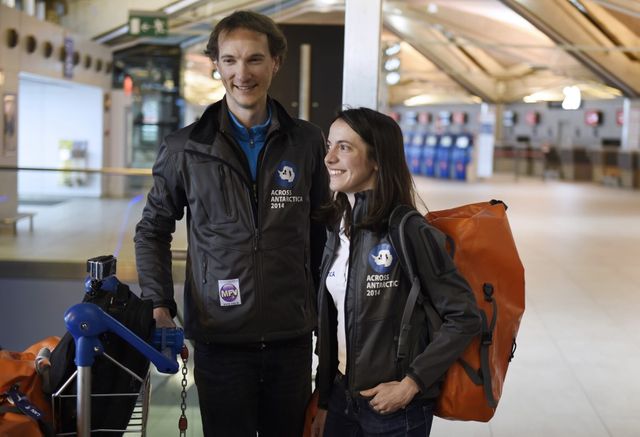 Stephanie et Jeremie Gicquel après leur traversée en Antarctique en ski de 74 jours