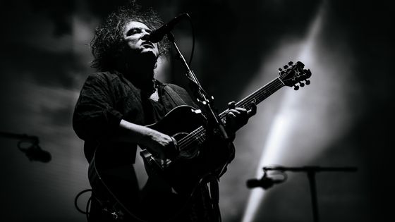 Robert Smith de The Cure, ici sur la scène du festival Southside en juin 2019 ©Getty - Thomas Niedermueller/Redferns