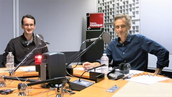 France Musique, studio 361... Gilles Saint-Arroman, pianiste, musicologue & Le producteur Philippe Venturini (g. à d.) ©Radio France - Annick Haumier / RF