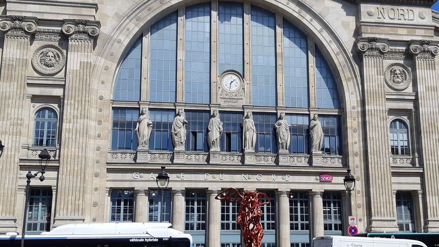 La façade de la Gare du Nord est un chef d'oeuvre de l'architecture du XIXème siècle