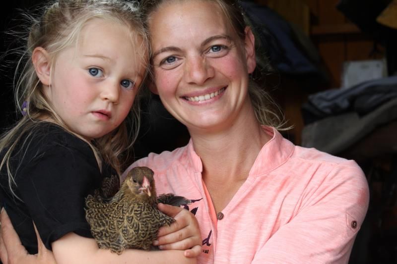 Ankie et Mia Equisud