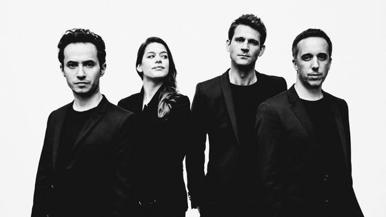Beethoven, quatuors opus 59 n°1 et n°2, "Razumovsky" par le Quatuor Ebène : Pierre Colombet, Gabriel Le Magadure, violons – Marie Chilemme, alto – Raphaël Merlin, violoncelle (Erato) - photo by Julien Mignot / Erato - Warner Classics