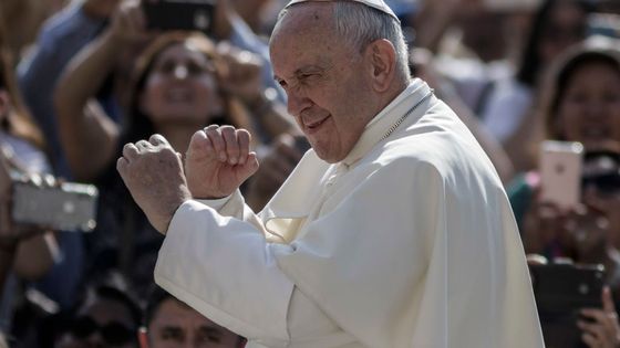 Prêt à se battre pour l'unité de l'Eglise? Le Pape François lors d'une audience générale, sur la place Saint Pierre, au Vatican (19/06/2019) ©Getty - Pacific Press