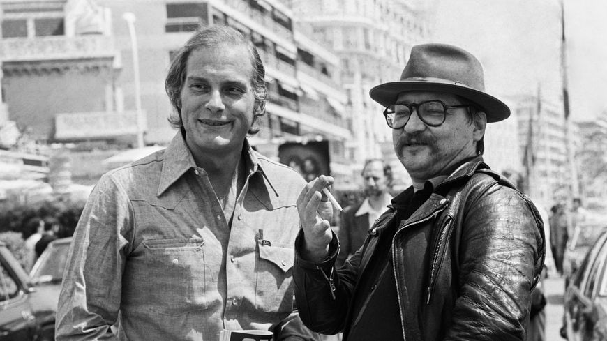 Barbet Schroeder (à gauche) et Rainer Werner Fassbinder le 12 mai 1979 au Festival de Cannes pour le film "La troisième génération" de Fassbinder.