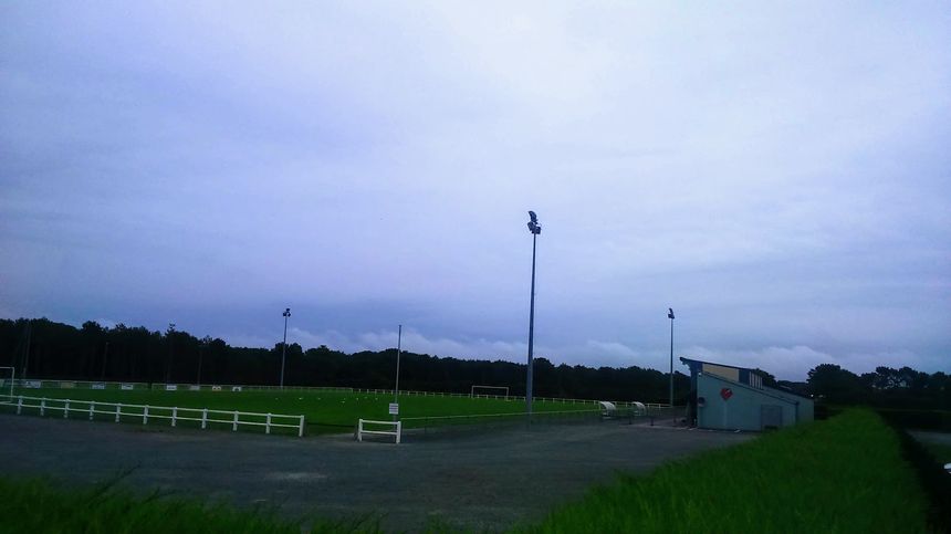 le stade de foot de Lessay