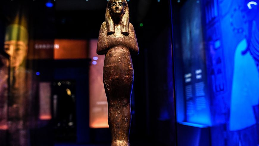 L'exposition "Toutânkhamon, le trésor du Pharaon" a été prolongée d'une semaine à Paris.