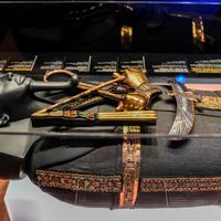 Un sarcophage du pharaon Toutankhamon exposé lors de l'exposition 'Toutankhamon, trésors du pharaon d'or' le 21 mars 2019 à La Villette à Paris.