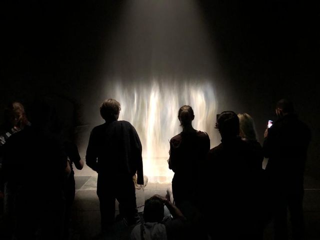L'oeuvre Beauty, ici exposée à la Tate Modern en 2019
