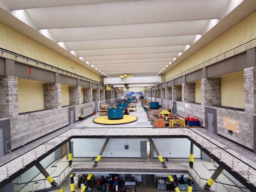 La salle de production de la centrale hydroélectrique de La Bâthie