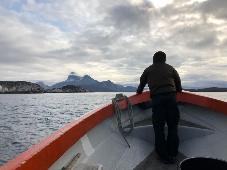 Départ pour la pêche dans la baie de Nuuk, capitale du Groenland