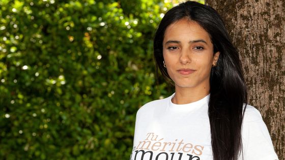 Hafsia Herzi, actrice et réalisatrice le 21 août 2019 à Angoulême, pendant le Festival pour la présentation son film "Tu mérites un amour". ©AFP - YOHAN BONNET