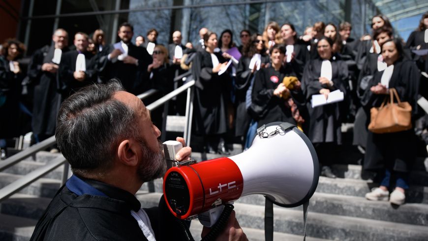 Les avocat.es sont particulièrement mobilisé.es au sujet de l'évolution de leurs retraites