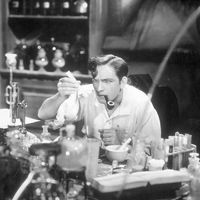 Fredric March (1897 - 1975) interprète le Dr Jekyll dans l'adaptation du roman de Robert Louis Stevenson par Rouben Mamoulian (1931)