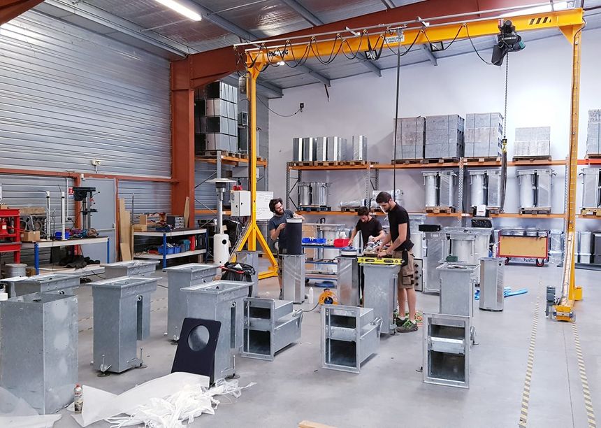 Dans les ateliers de BES à Coustellet