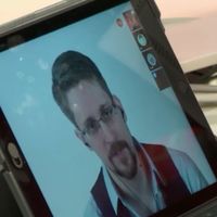 "N'utilisez pas WhatsApp et Telegram à moins que vous n'ayez pas le choix", déclare Edward Snowden.
