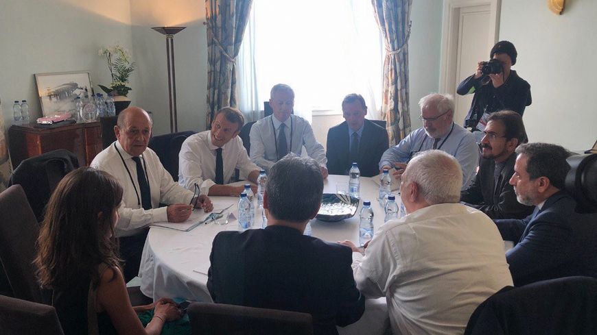En marge du G7 de Biarritz, fin août, le président Emmanuel Macron et ses ministres des Affaires étrangères et de l’Economie recevaient le chef de la diplomatie iranienne Mohammad Javad Zarif.