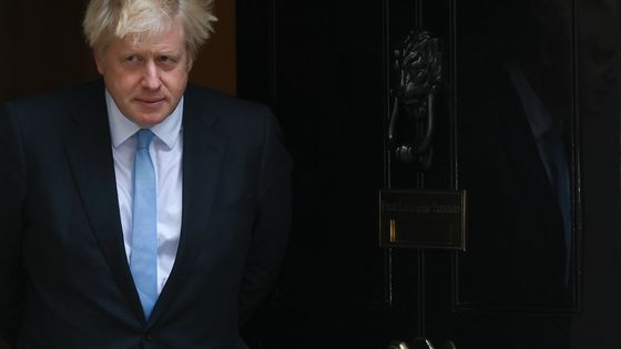 Le premier ministre britannique Boris Johnson à la porte du 10, Downing Street. (05/09/19) ©AFP - DANIEL LEAL-OLIVAS