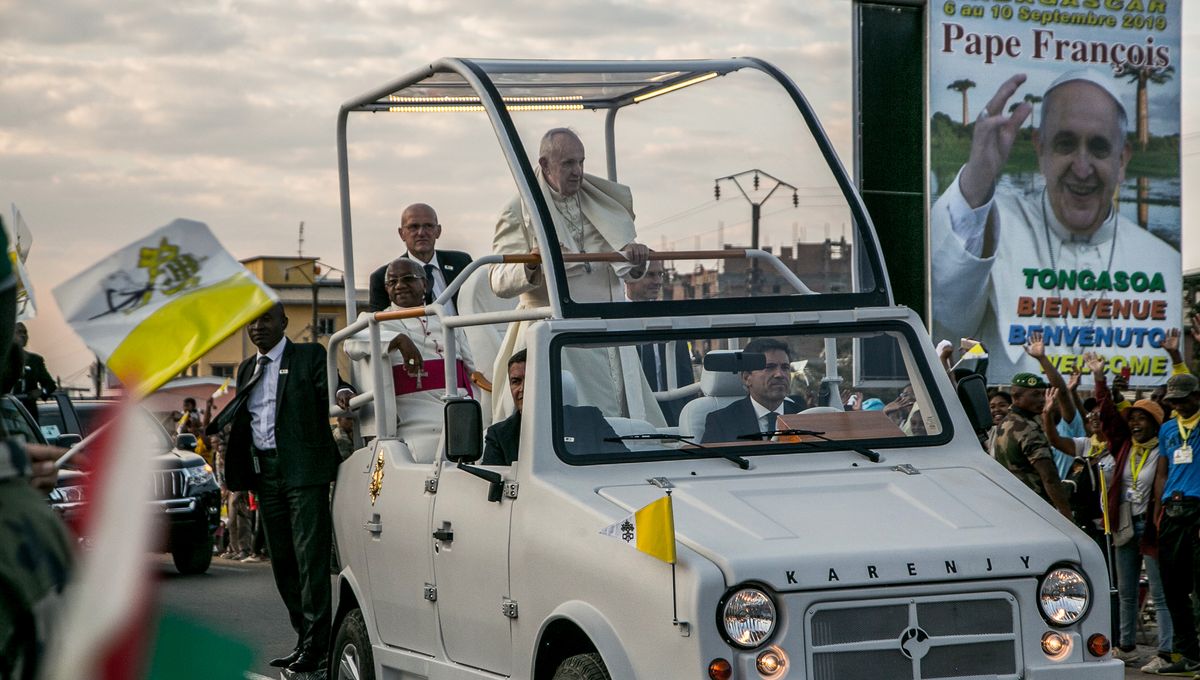 La nouvelle Papamobile est malgache