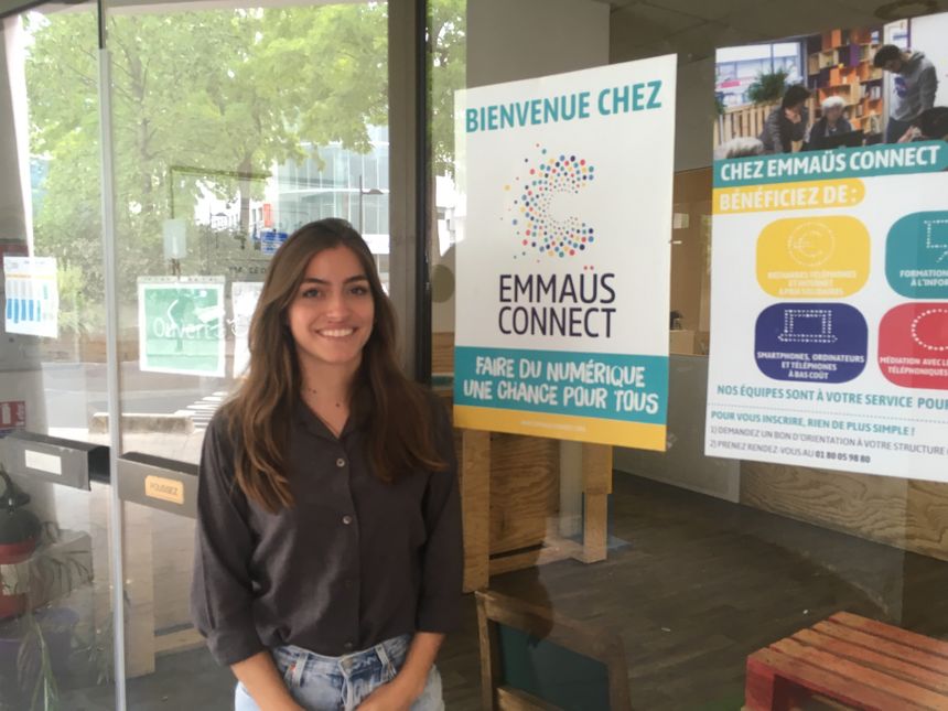 Perrine Lothon, responsable opérationnel chez Emmaüs Connect à Saint-Denis
