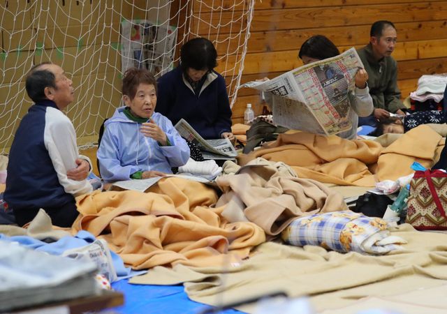 Des dizaines de milliers de personnes ont dû être placées dans des refuges