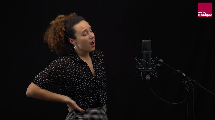 Adèle Charvet, mezzo-soprano
