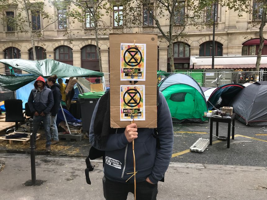Ingénieur spécialisé dans les questions environnementales, Apidae réside dans le Val-de-Marne.