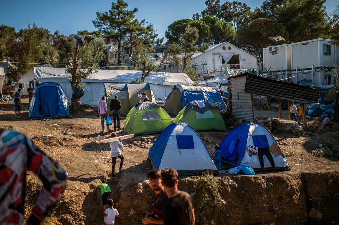 Insalubrité, manque de nourriture, violences : le calvaire des enfants du  camp de réfugiés de Lesbos