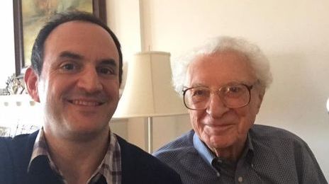 Un Tony Award d'honneur : Sheldon Harnick, co-auteur de Un Violon sur le toit - "Un mois à Broadway" 2/4