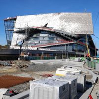 La Philharmonie de Paris, batiment situé dans le 19ème arrondissement de Paris, lors de sa construction, en 2014.