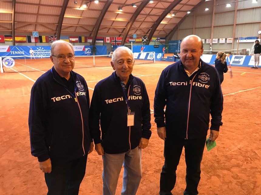 Le staff du tournoi (avec Philippe Beauté directeur à droite)