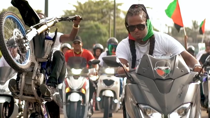 Kalash célèbre la Martinique dans le clip