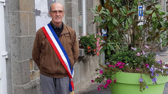 Jean-Pierre Maincent, maire de Bacilly pour quelques mois encore : il ne se représentera pas en mars prochain ©Radio France - Cecilia Arbona