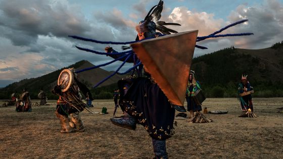 Rituels chamaniques à Oulan-Bator en Mongolie, 2018 ©Getty - Kevin Frayer