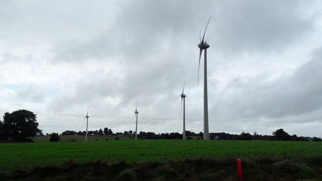 Les éoliennes du pays du Mené, l'une des clés pour l'autonomie énergétique