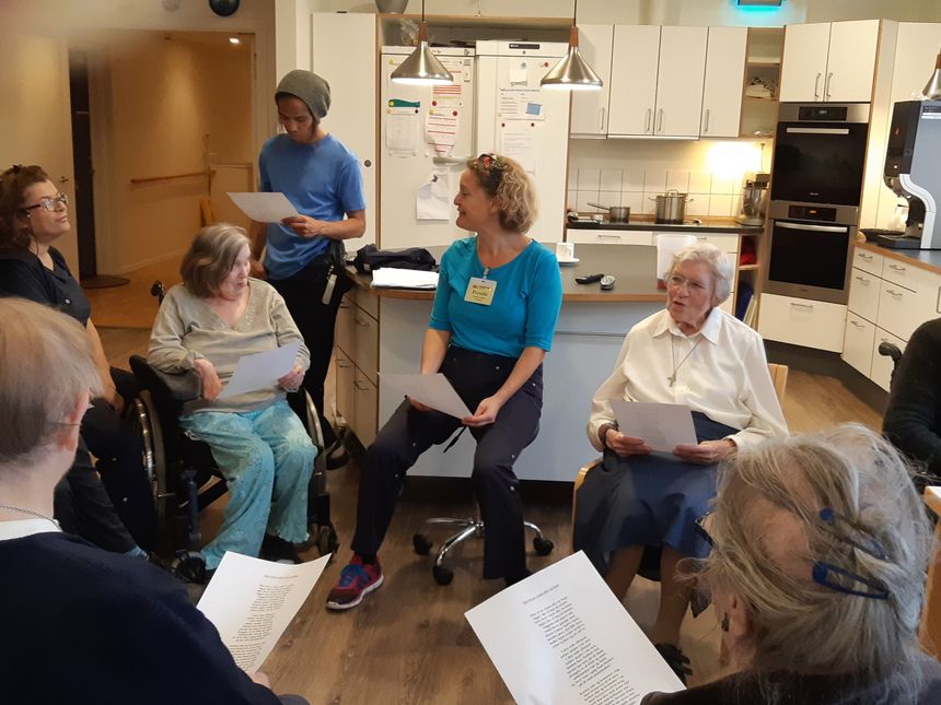 Atelier chants pour les pensionnaires de Slottet