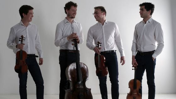 Mozart par le Quatuor Van Kuijk : Nicolas Van Kuijk, Sylvain Favre-Bulle, violons – Emmanuel François, alto – François Robin, violoncelle (Alpha) - Photo by Clark & Pougnaud / Alpha - Outhere