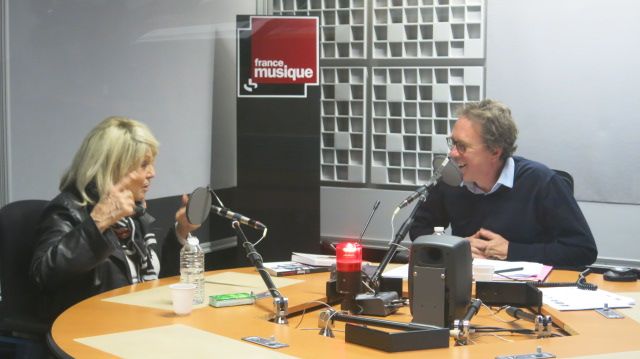France Musique, studio 361... L'actrice Mylène Demongeot & le producteur Benoît Duteurtre